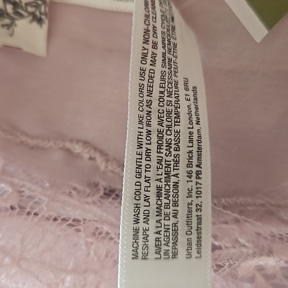 Free People Intimately Women Pink Satin Boho Shimmer  Cami Tank Top Size XS/L - Picture 15 of 15